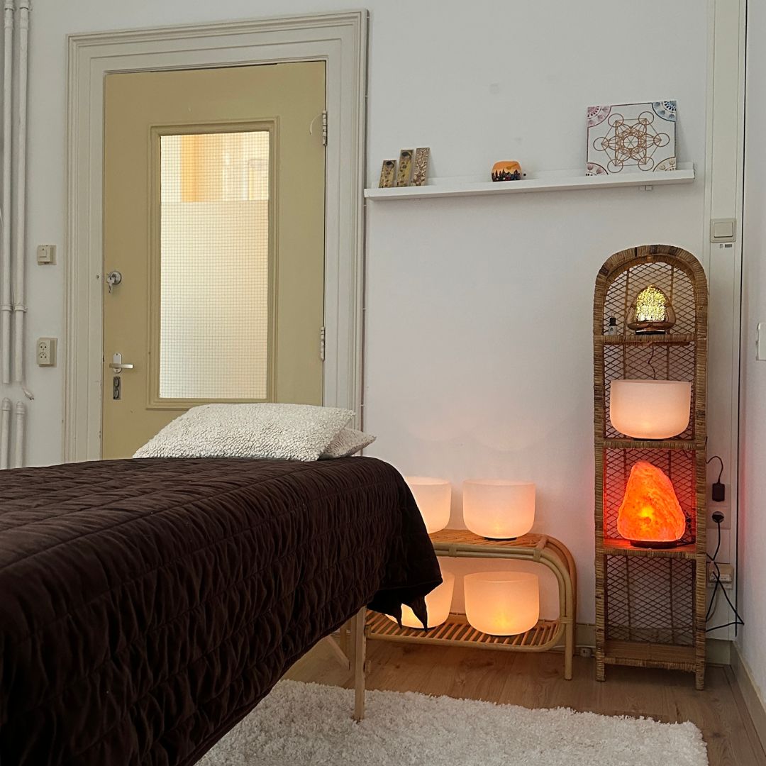 Behandelruimte voor sound massage bij Studio Aluna