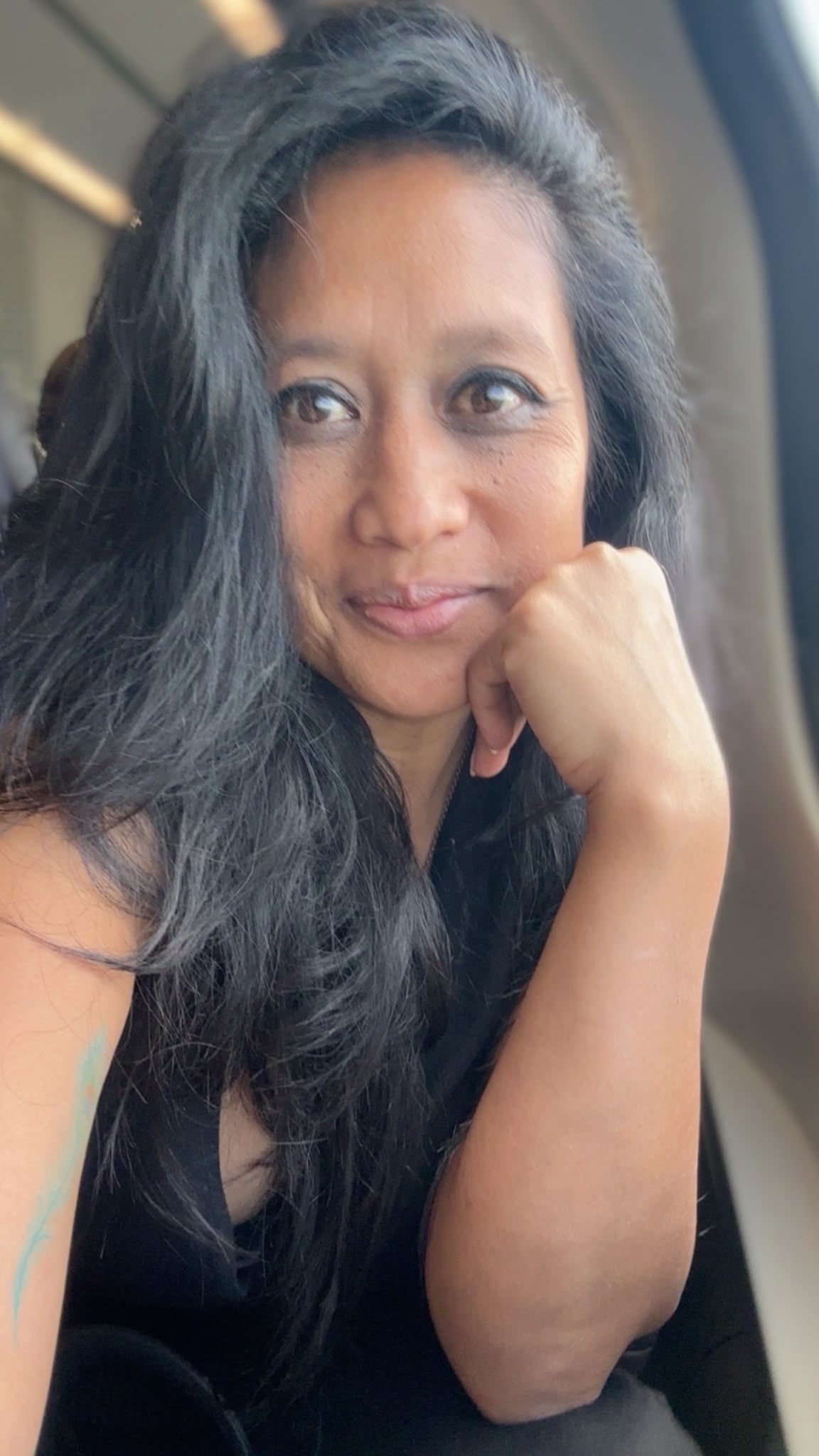 Desiré Tomohamat, Studio Aluna